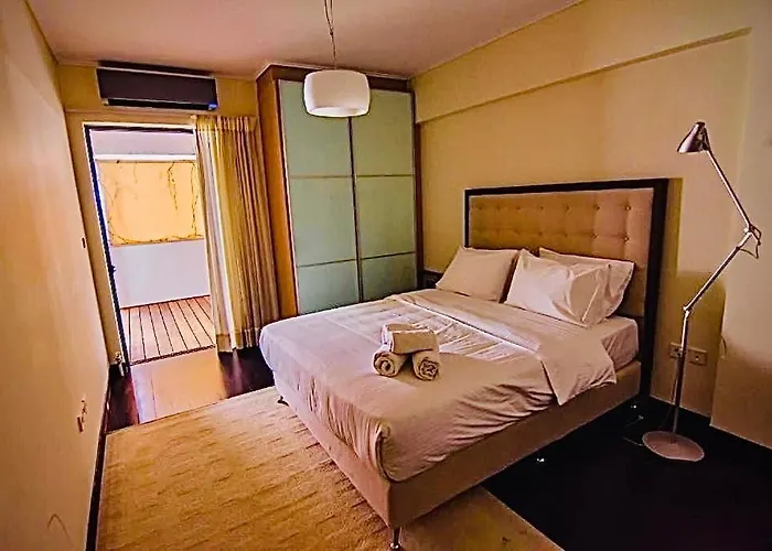 Athens Plaka Hill Luxury Flat